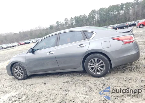 2015 Niss Altima 2.5 S z USA, uszkodzony, nr VIN 1N4AL3AP3FC209268